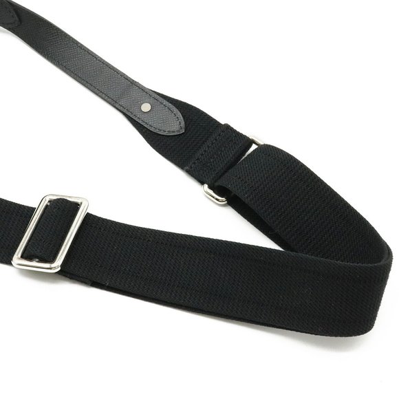 LOUIS VUITTON Louis Vuitton Taiga Andrey Shoulder Bag Leather Ardoise Black M... - Picture 4 of 7